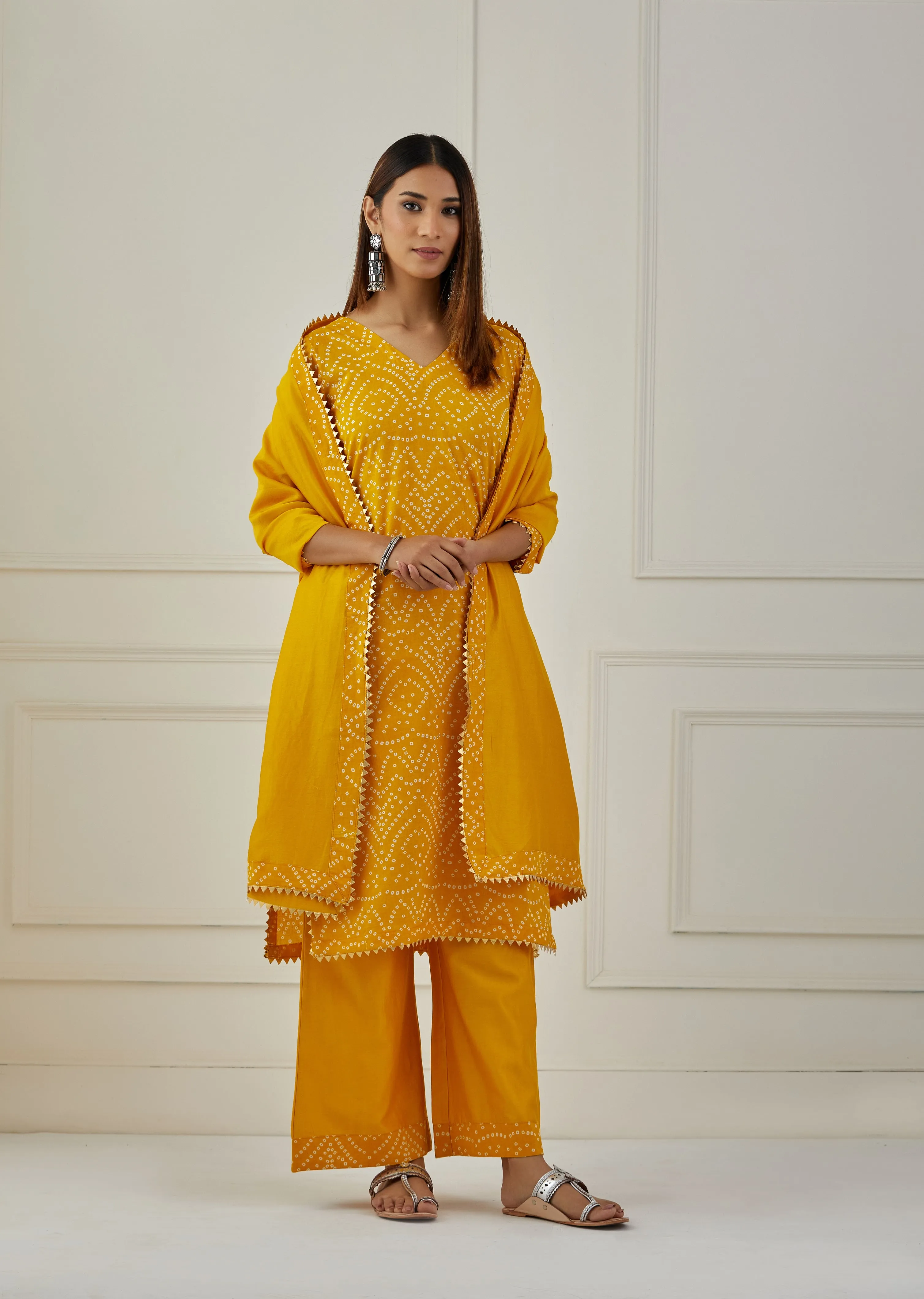 Peeliya Kurta Set