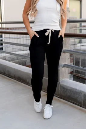 Performance Fleece Joggers (Poppy Seed)