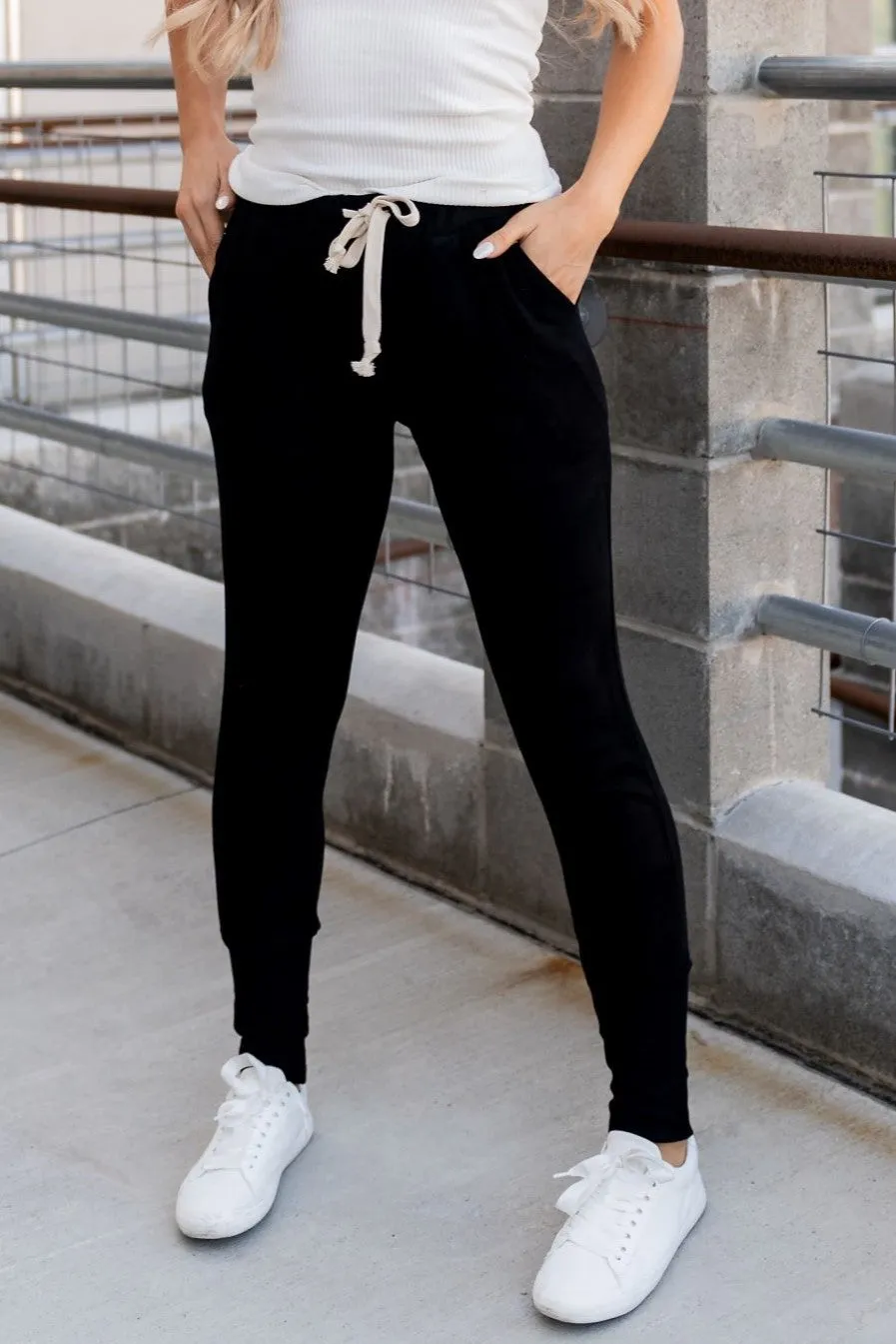 Performance Fleece Joggers (Poppy Seed)